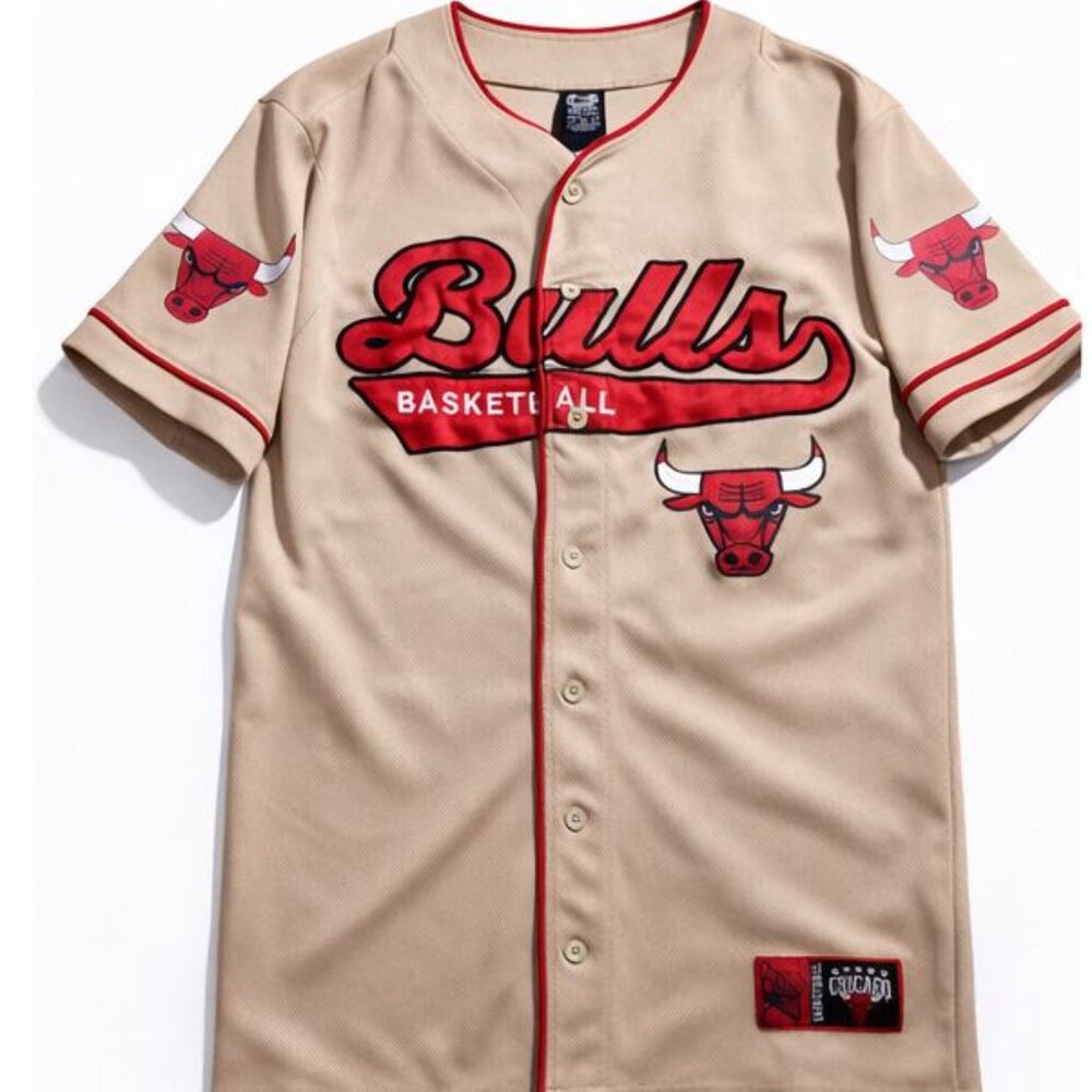 Chicago Bulls Baseball Jersey Beige Red Button Up